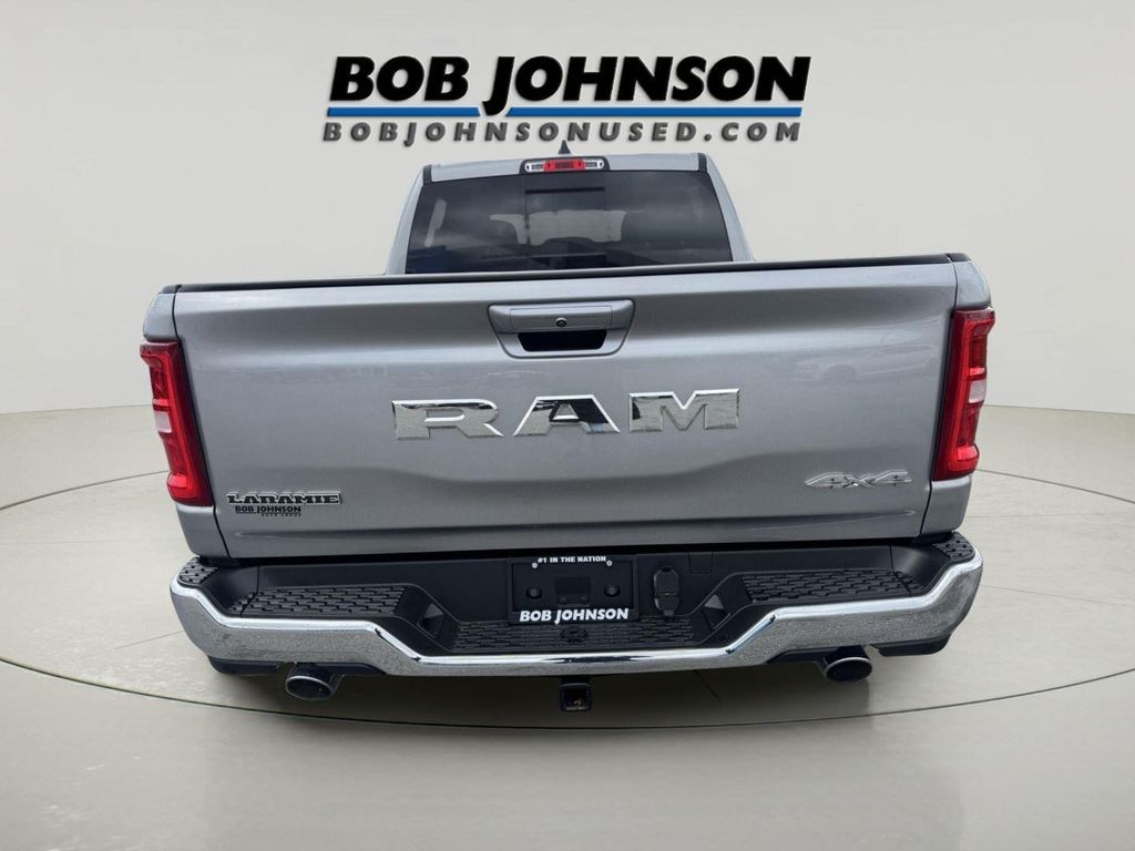 صورة 4 لـ 2025 RAM 1500 LARAMIE