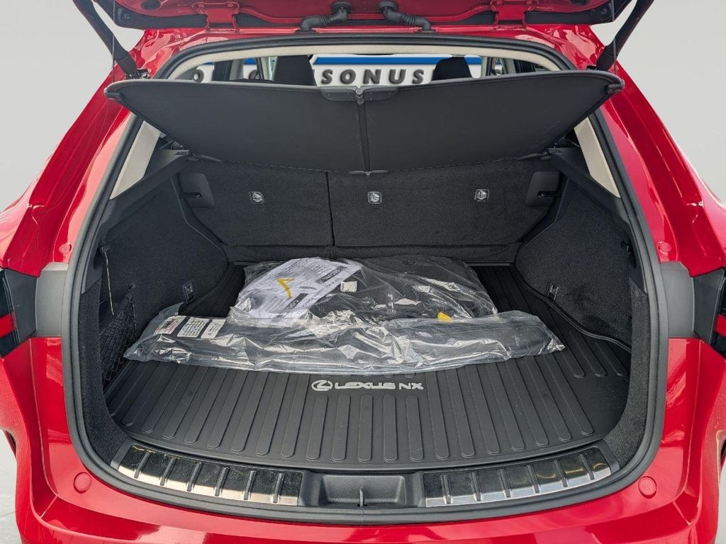 صورة مصغرة 25 لـ 2025 Lexus NX 350 PREMIUM