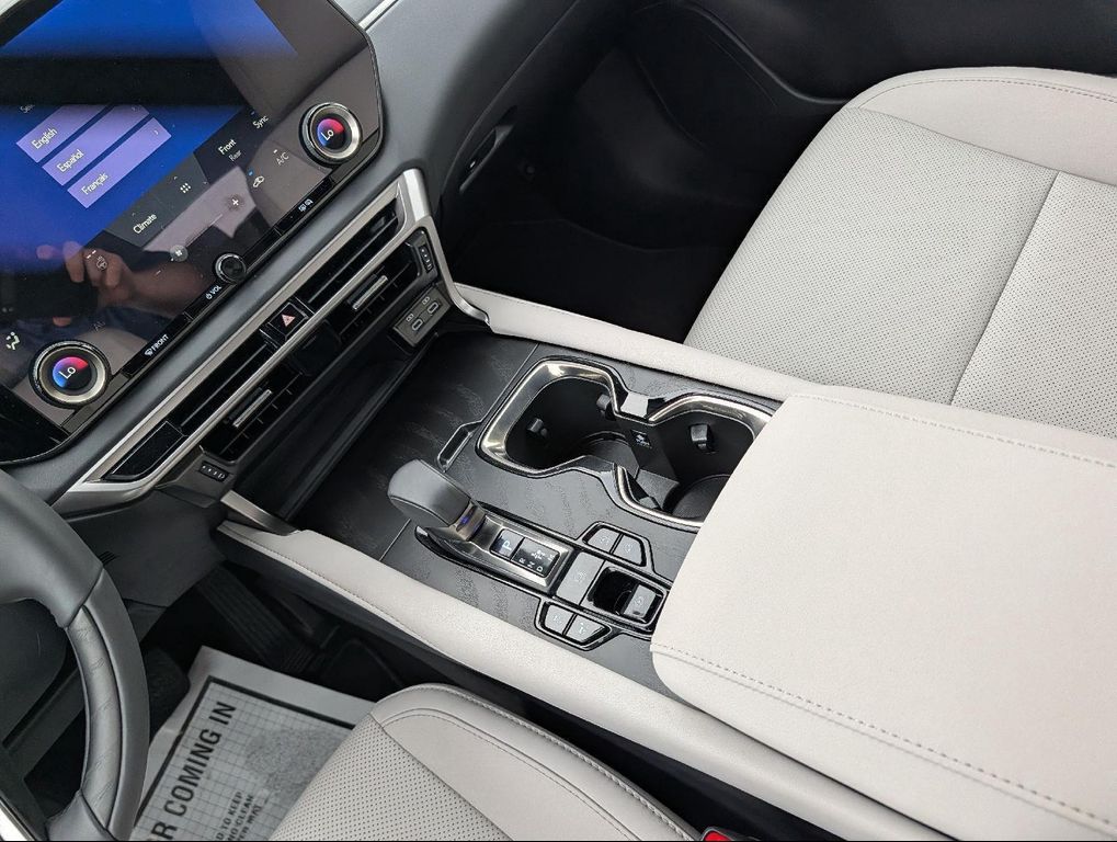 2025 Lexus RX 350 PREMIUM — миниатюра 18