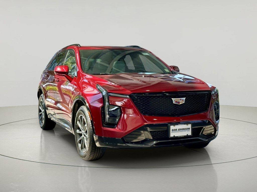 صورة 1 لـ 2024 Cadillac XT4 SPORT