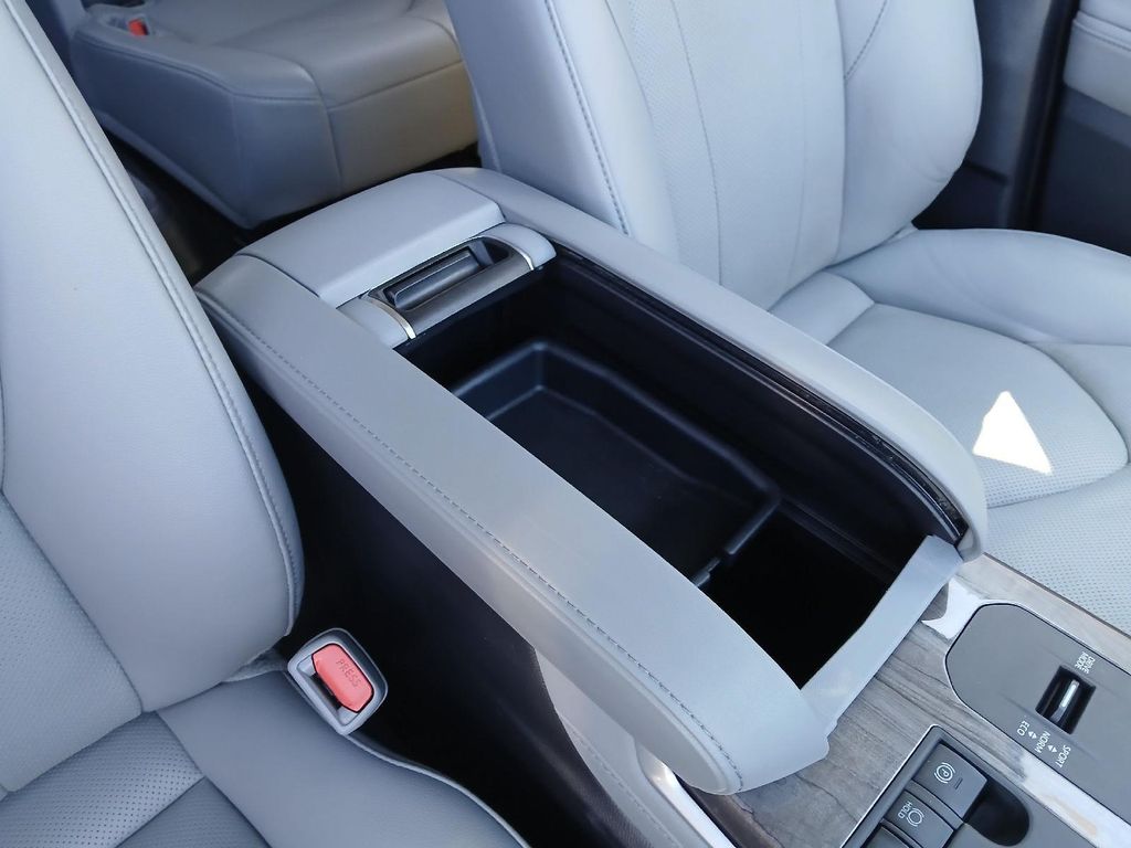 TOYOTA HIGHLANDER - 9