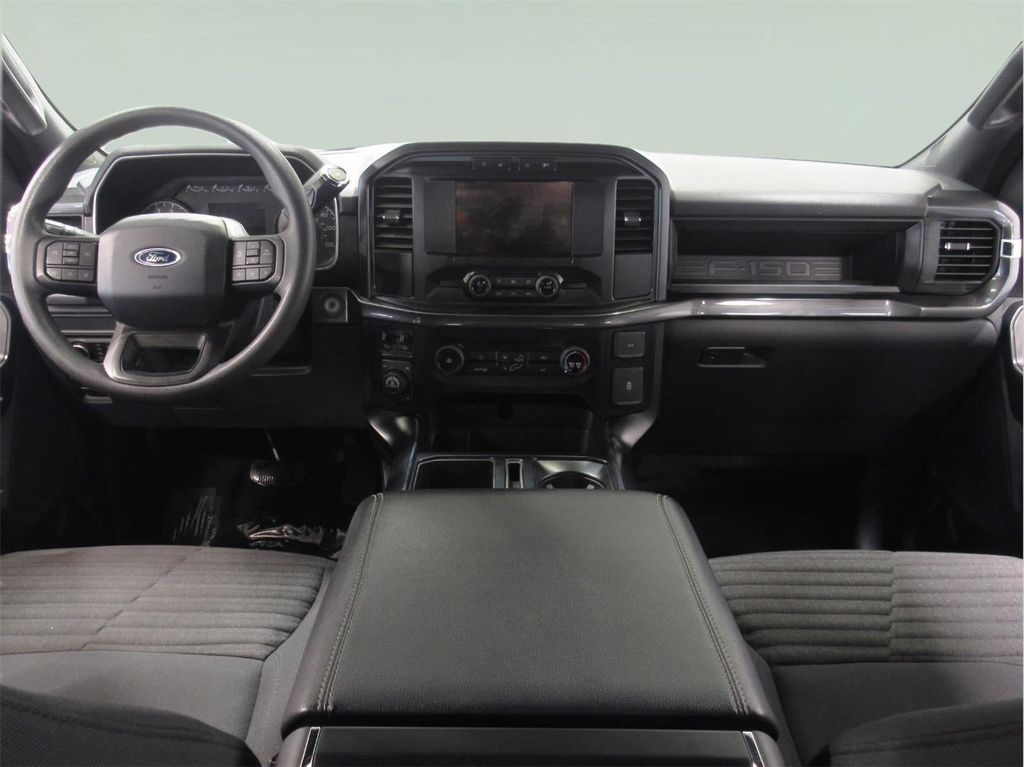 FORD F-150 XL - 8