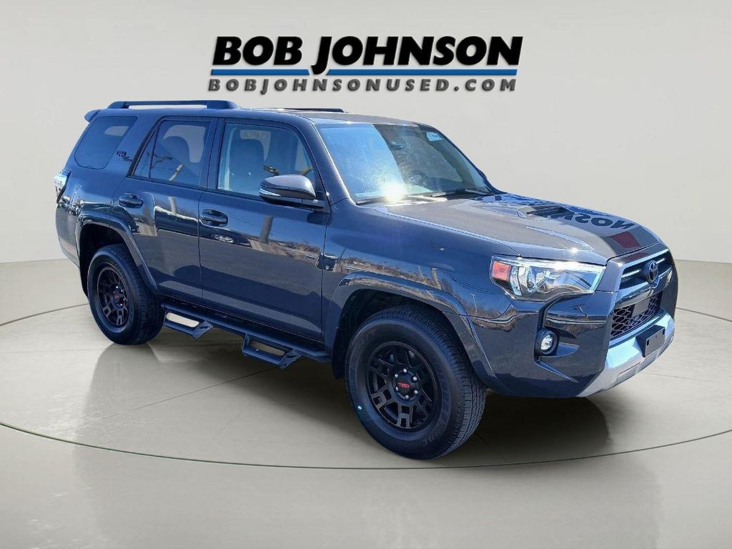 TOYOTA 4RUNNER - 1