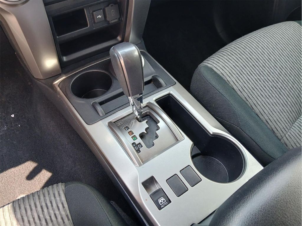 صورة مصغرة 18 لـ 2023 Toyota 4RUNNER SR5