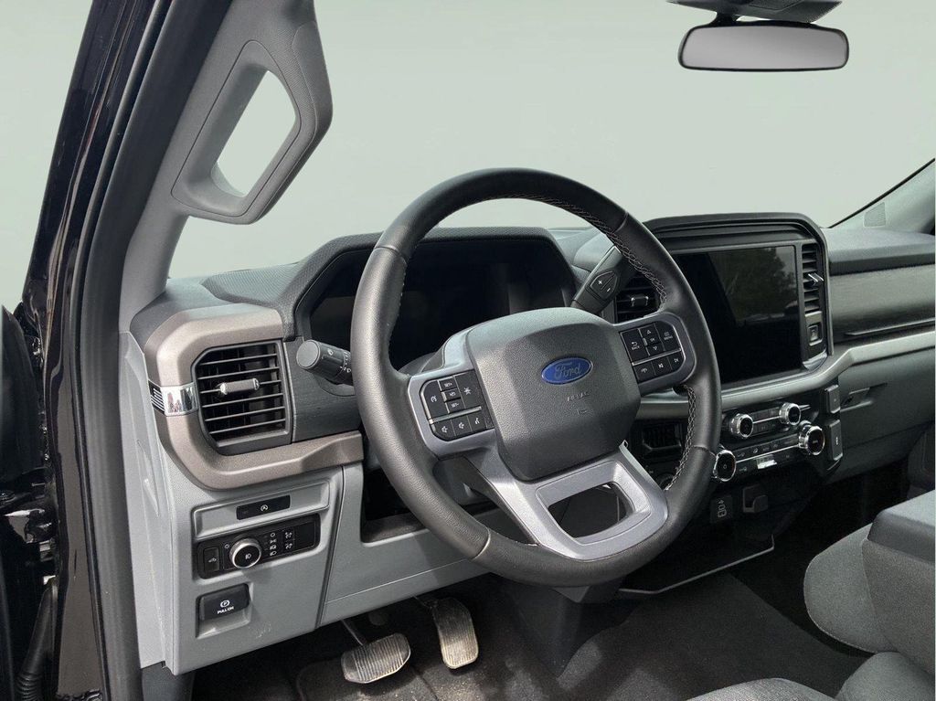2025 FORD F-150 XLT — миниатюра 13