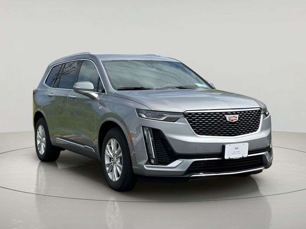 2025 Cadillac XT6 LUXURY FWD 照片 1