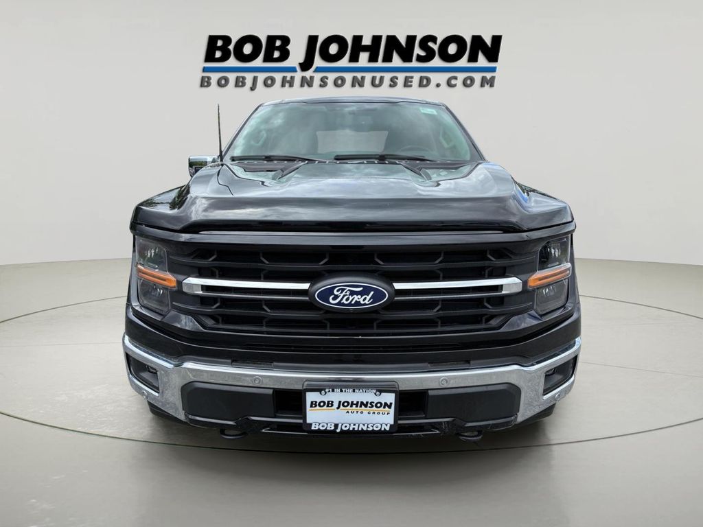 2025 FORD F-150 XLT photo 6