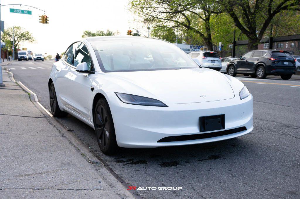 2025 Tesla MODEL 3 LONG RANGE — фото 5