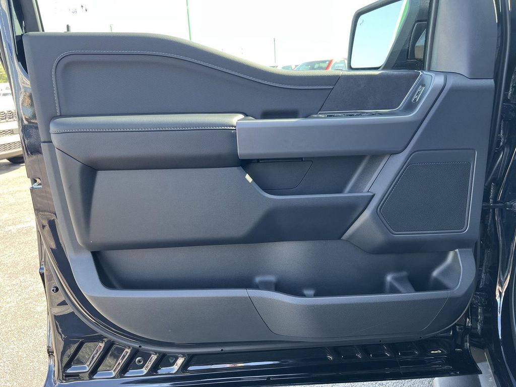 2026 FORD F-150 XLT thumbnail 14