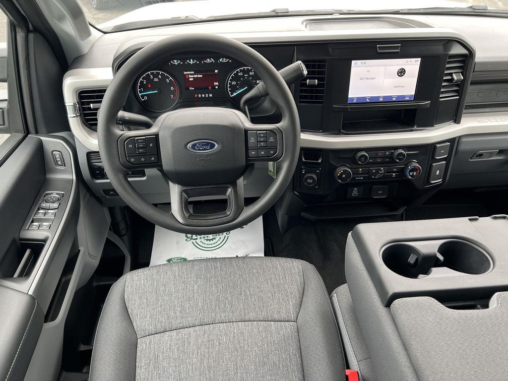 صورة مصغرة 22 لـ 2026 FORD F-250 XL