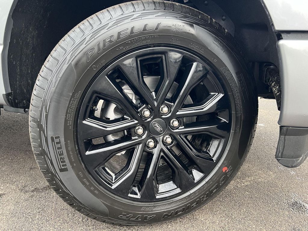 FORD F-150 XLT - 2