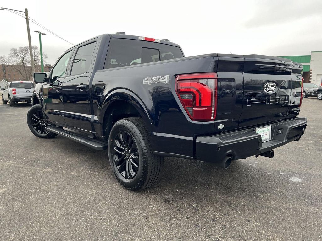FORD F-150 LARIAT - 10