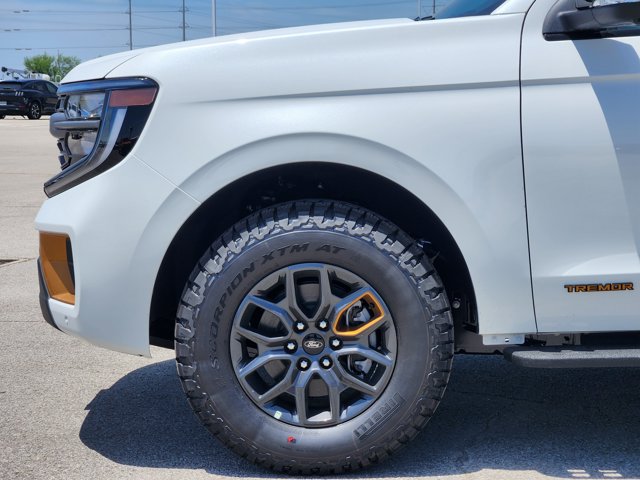 صورة 7 لـ 2027 FORD EXPEDITION TREMOR