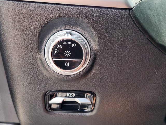 صورة مصغرة 21 لـ 2024 Mercedes-BENZ C-CLASS AMG