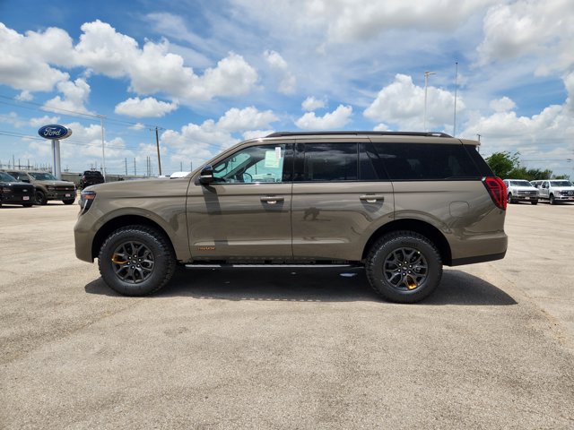 2027 FORD EXPEDITION TREMOR 照片 3