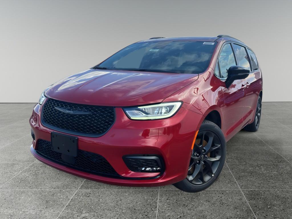 New 2026 Chrysler Pacifica L