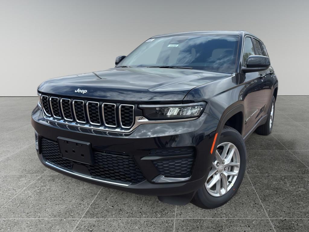 New 2026 Jeep Grand Cherokee Laredo