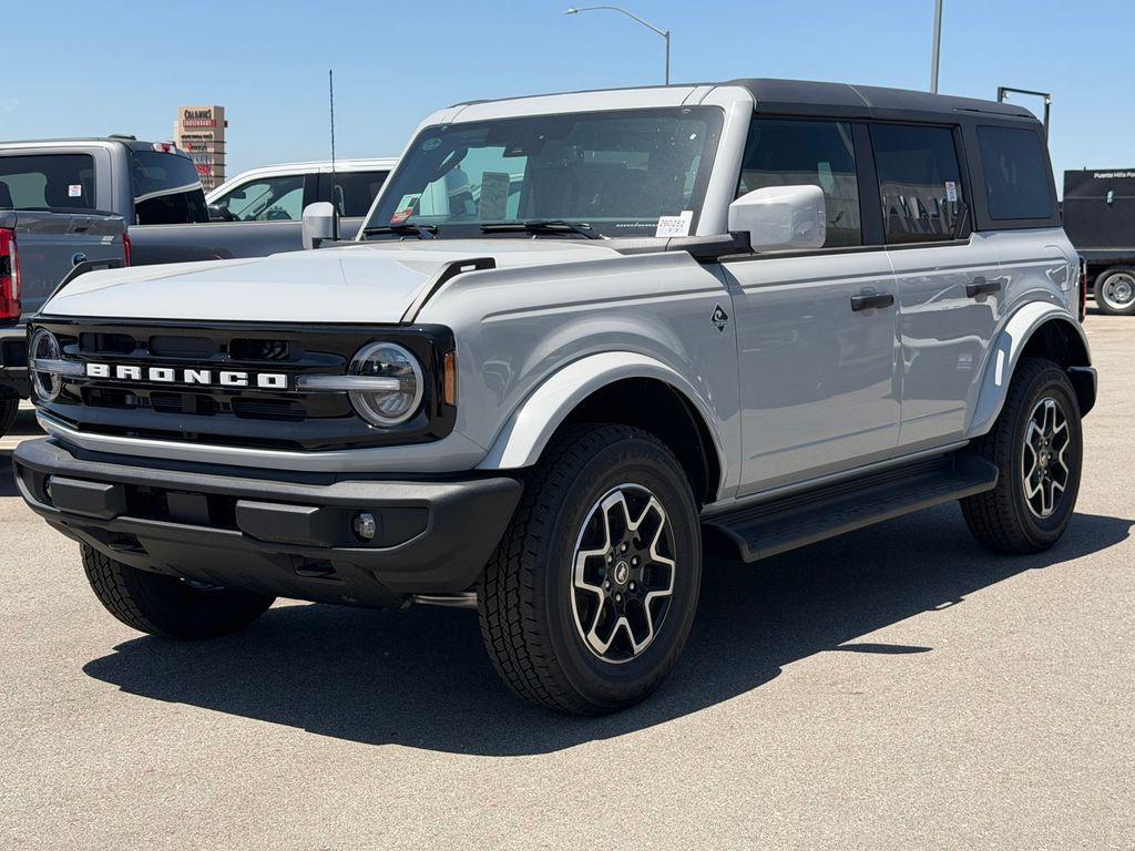صورة 4 لـ 2026 FORD BRONCO OUTER BANKS