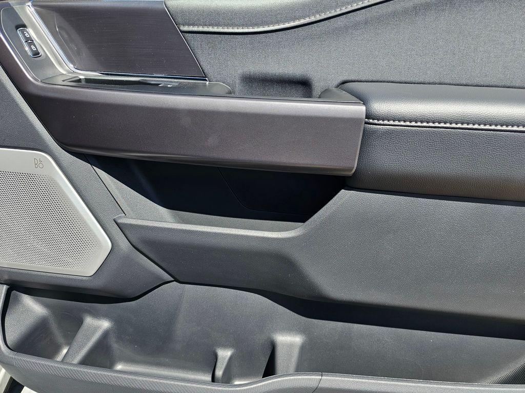 2026 FORD F-150 LARIAT 照片 9