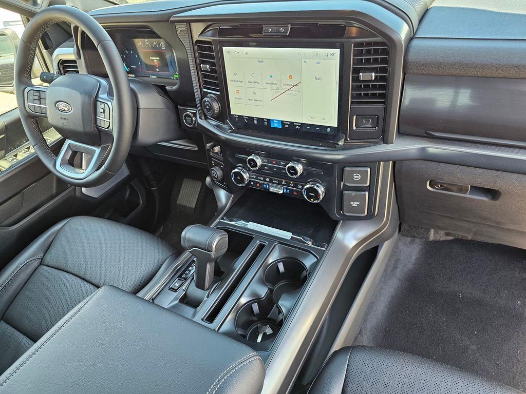 2026 FORD F-150 LARIAT 照片 8