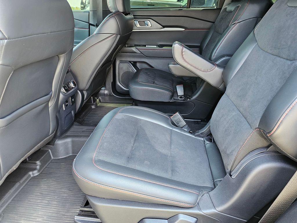 2025 FORD EXPLORER ST thumbnail 21