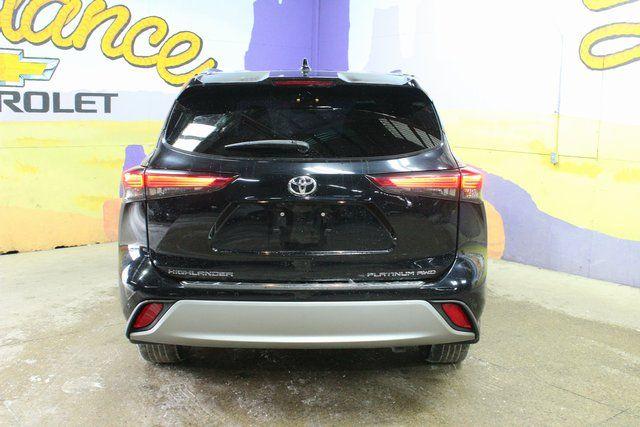 TOYOTA HIGHLANDER - 7