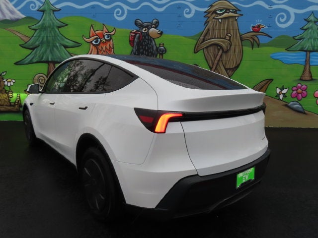 2026 Tesla MODEL Y LONG RANGE LAUNCH SERIES — фото 2