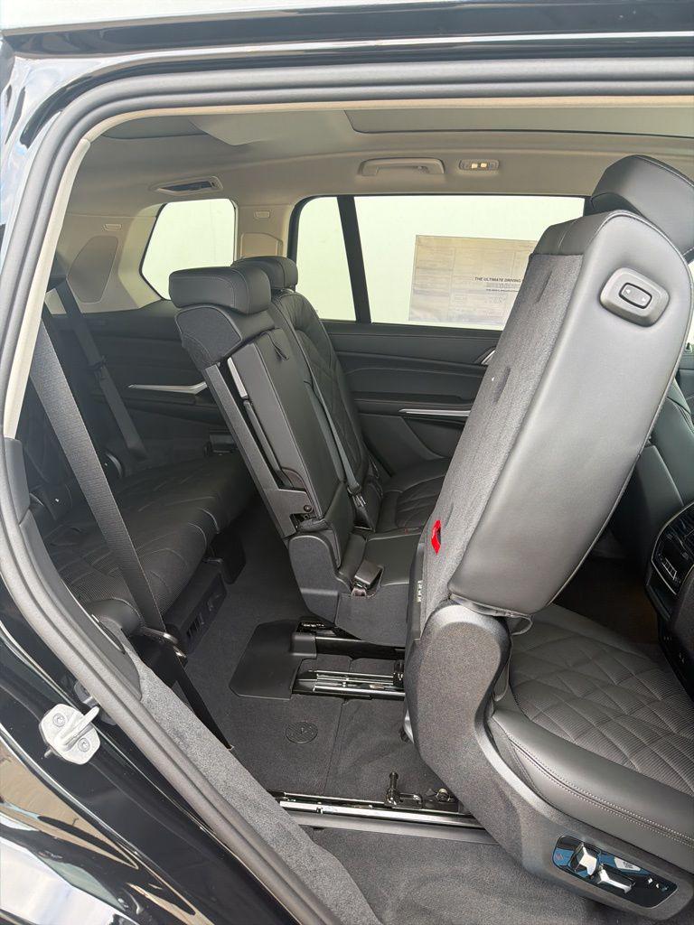 2026 BMW X7 XDRIVE40I — миниатюра 19