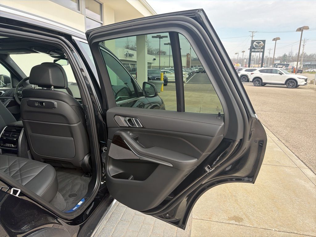 2026 BMW X5 XDRIVE50E 照片 13