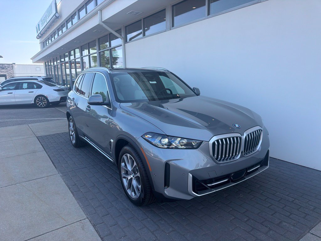New 2026 BMW X5 xDrive50e