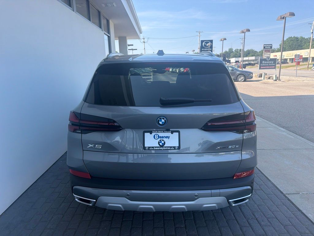 2026 BMW X5 XDRIVE50E 照片 7