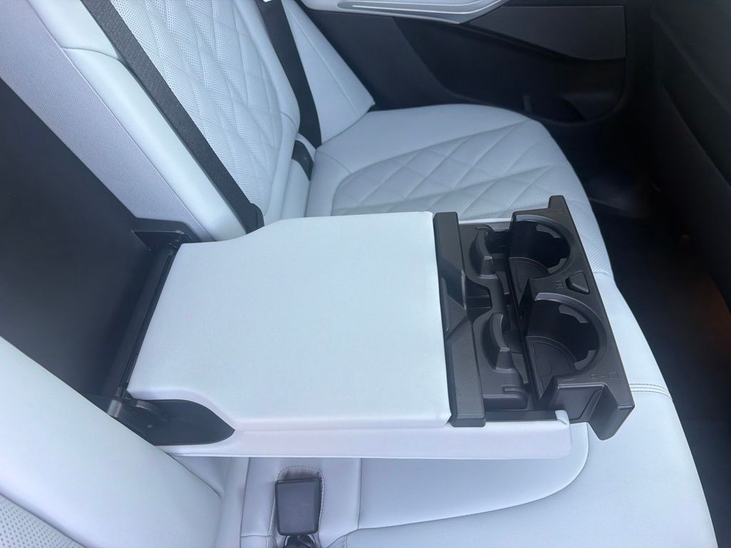 2026 BMW X5 XDRIVE50E 照片 13