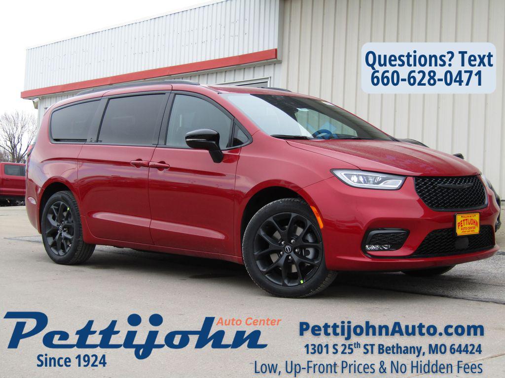 New 2026 Chrysler Pacifica L
