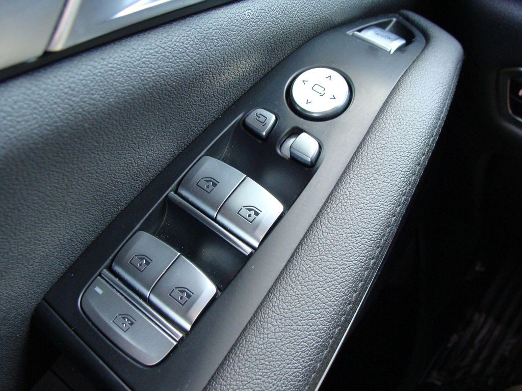 صورة مصغرة 32 لـ 2021 BMW X7 XDRIVE40I