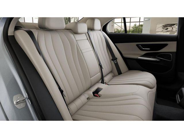 MERCEDES-BENZ E-CLASS - 6