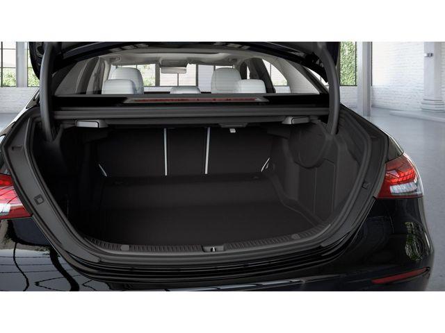 MERCEDES-BENZ E-CLASS - 8