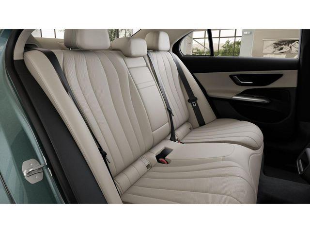 MERCEDES-BENZ E-CLASS - 6