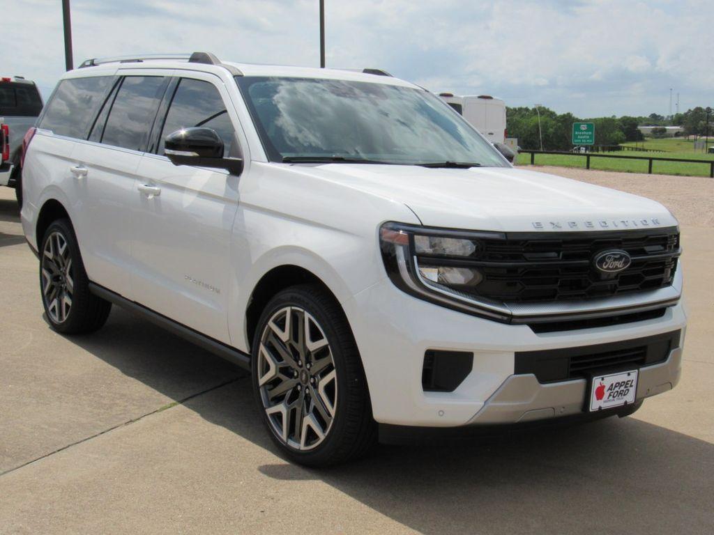 New 2026 Ford Expedition Platinum
