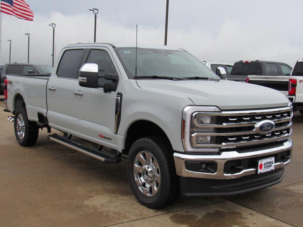 New 2026 Ford F-350 Lariat Super Duty