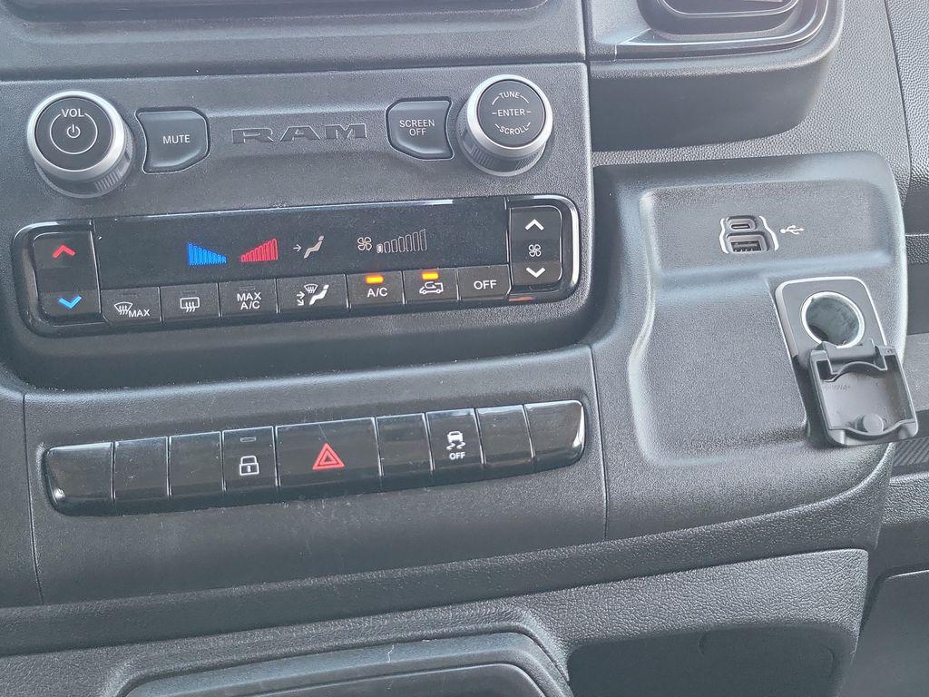 صورة مصغرة 13 لـ 2025 RAM PROMASTER 2500 TRADESMAN
