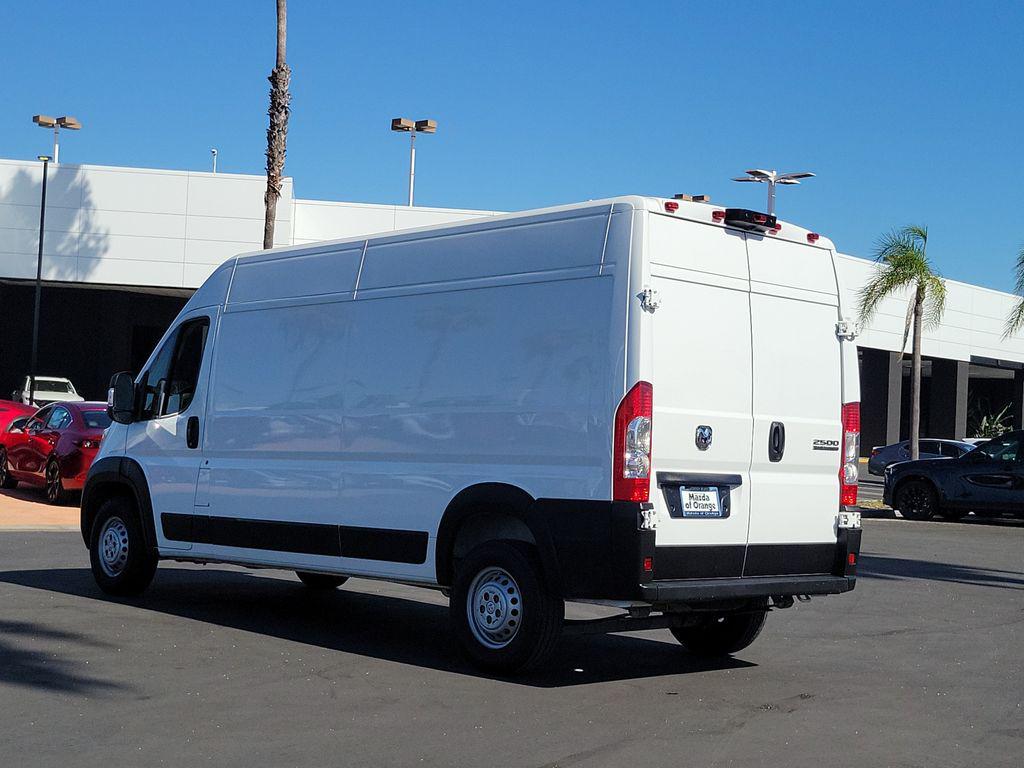 صورة 2 لـ 2025 RAM PROMASTER 2500 TRADESMAN