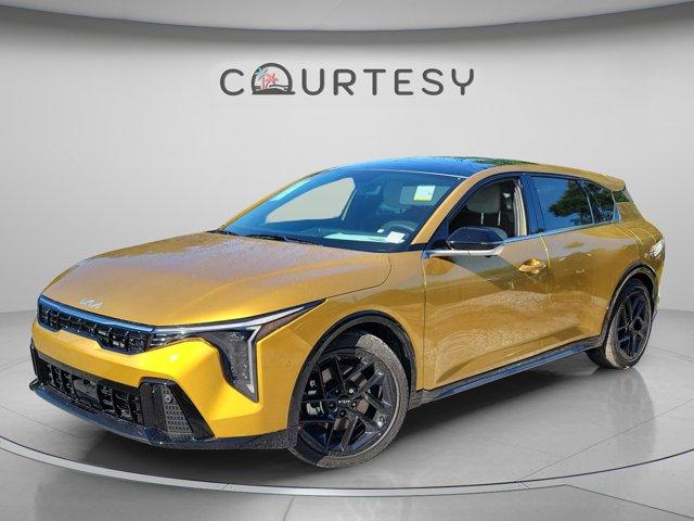 New 2026 Kia K4 GT-LINE