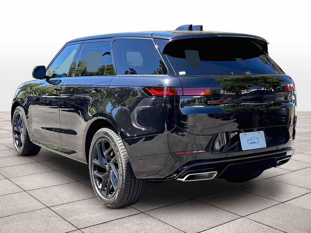 صورة 3 لـ 2026 LAND Rover RANGE ROVER SPORT SE