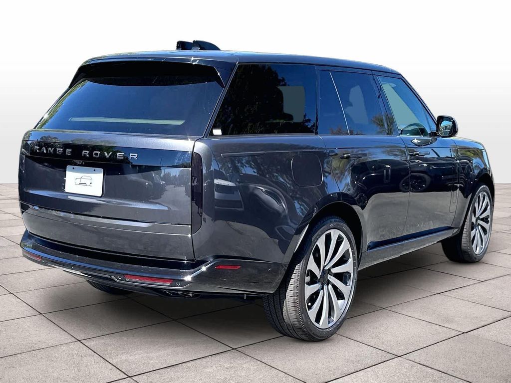 2026 LAND Rover RANGE ROVER P530 SE — фото 4