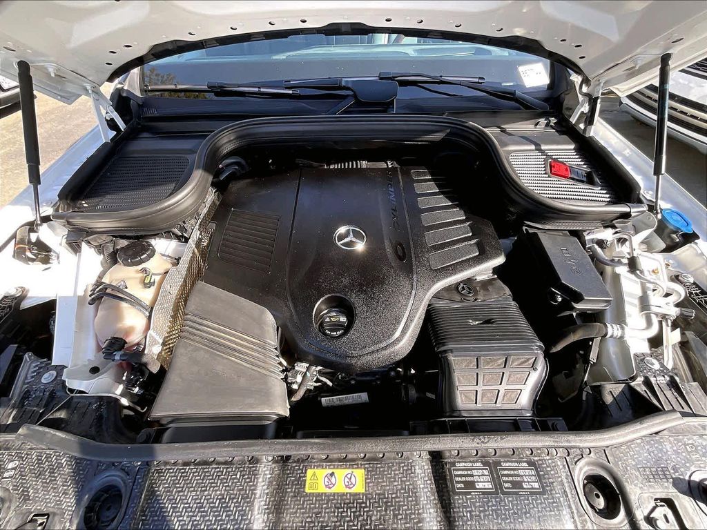 MERCEDES-BENZ GLS - 10