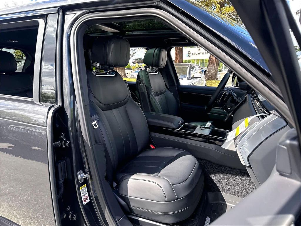 2026 LAND Rover RANGE ROVER P400 SE 7 SEAT — миниатюра 31