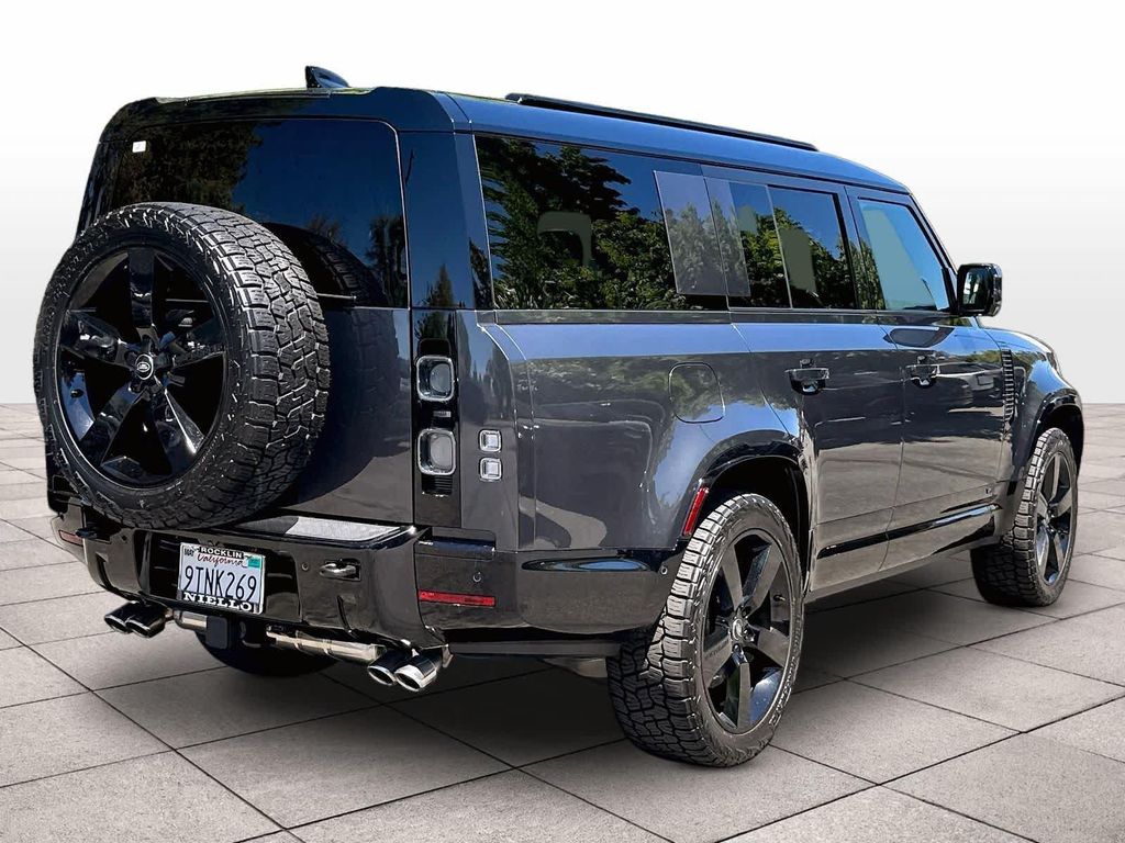 2025 LAND Rover DEFENDER V8 — миниатюра 13