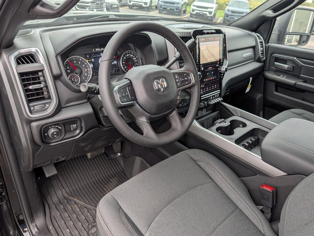 2026 RAM 2500 BIG HORN CREW CAB 4X4 6'4' BOX — миниатюра 5
