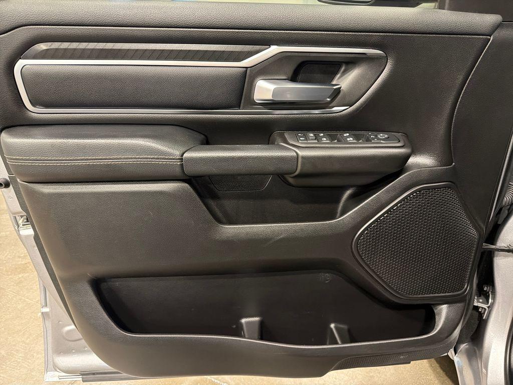 2025 RAM 1500 BIG HORN/LONE STAR 缩略图 15
