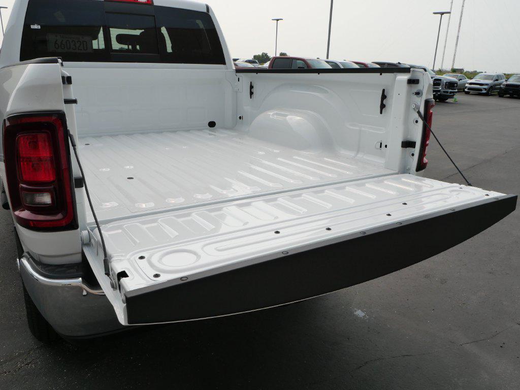 2026 RAM 2500 TRADESMAN CREW CAB 4X4 6'4' BOX 缩略图 7